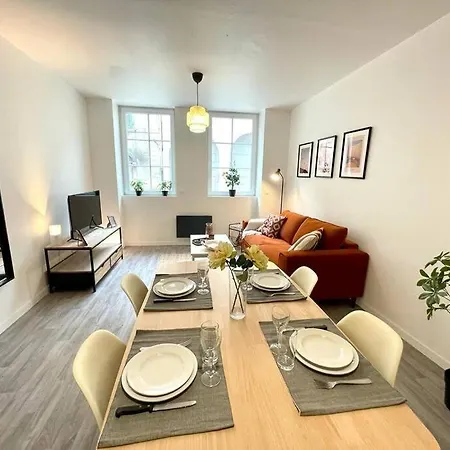 Le Patio - Renove Et Proche