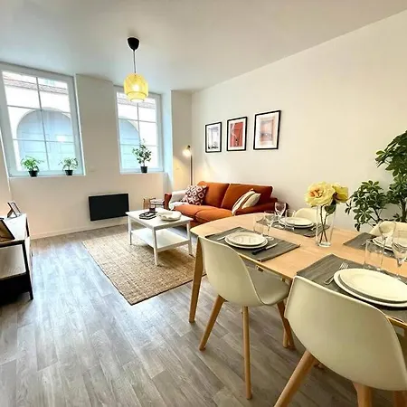 Apartment Le Patio - Renove Et Proche